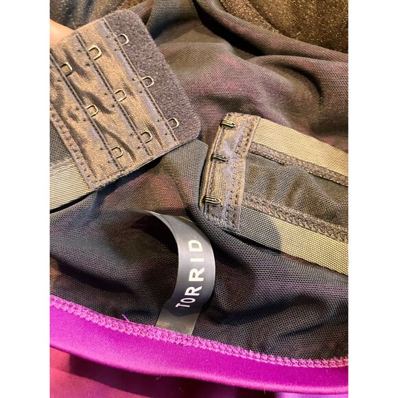 TORRID NWT Purple Sz 0 L Peplum 1 Piece Swimsuit REMOVABLE PADDING MSPR $98.90 - Picture 6 of 8